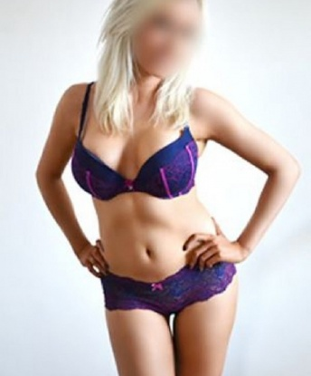 Александра, 30